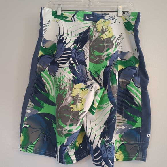 Nike Swim Shorts Men's 32 Green and Blue Beach Surfer Board Vacation Pocket - Picture 9 of 9